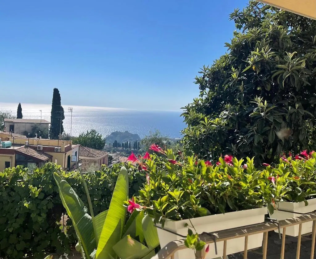 Taormina Family Apartment איטליה